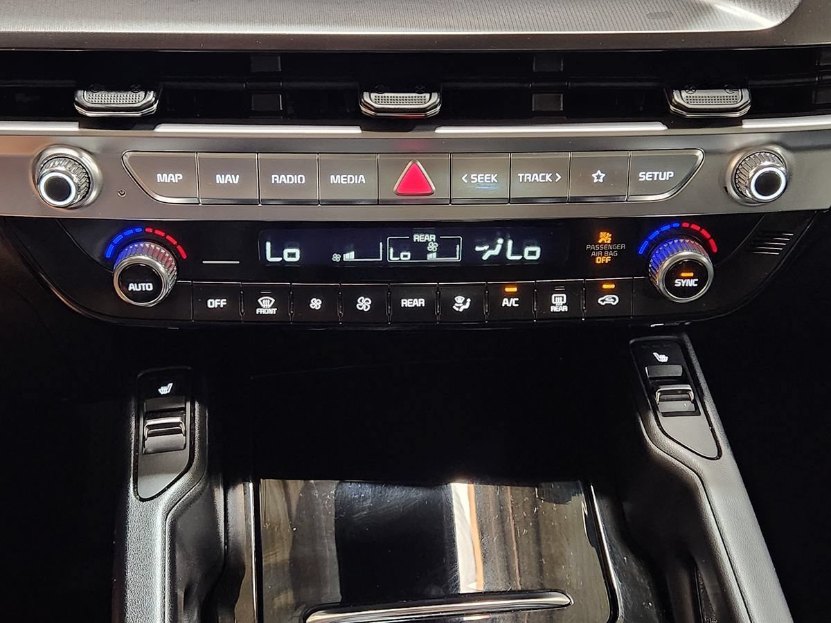 Used 2025 Kia Telluride S FWD image 38