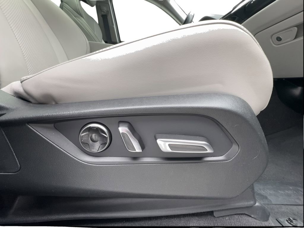 Used 2023 Acura MDX SH-AWD w/ Technology Package image 31