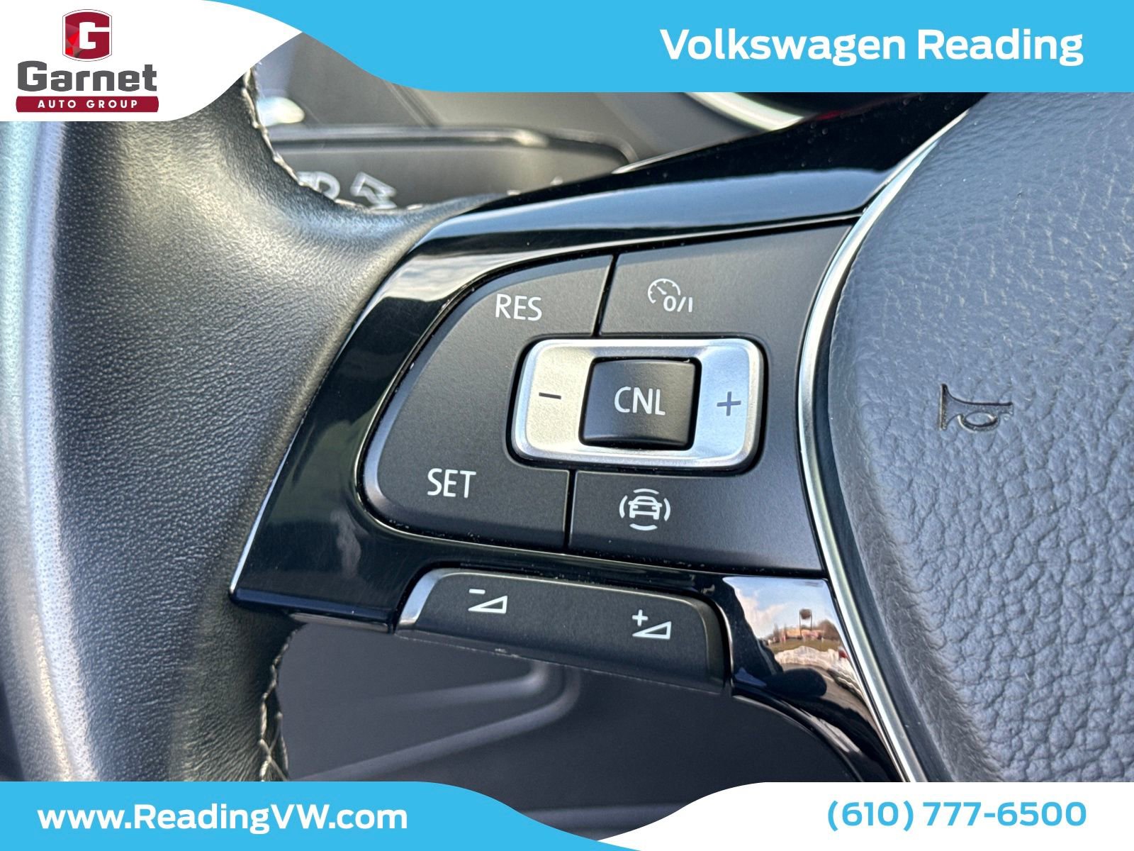 Used 2020 Volkswagen Tiguan SE R-Line image 20