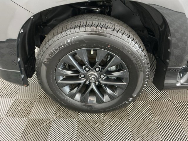 Used 2023 Lexus GX 460 Premium image 31