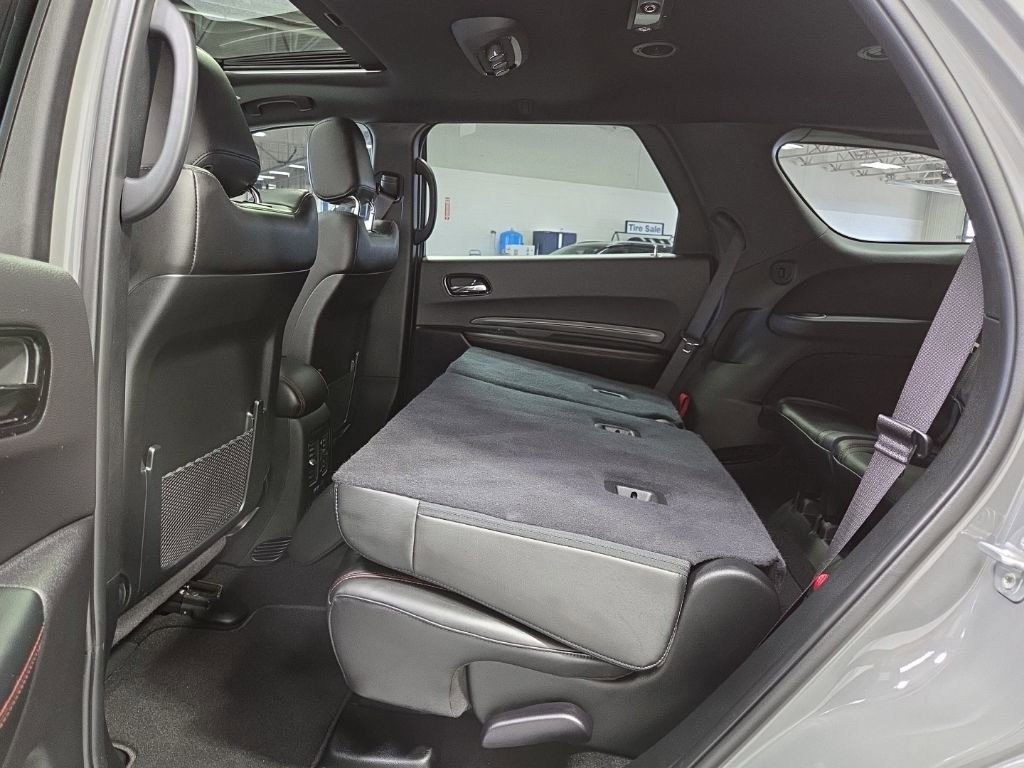Used 2025 Dodge Durango GT AWD/4WD image 38