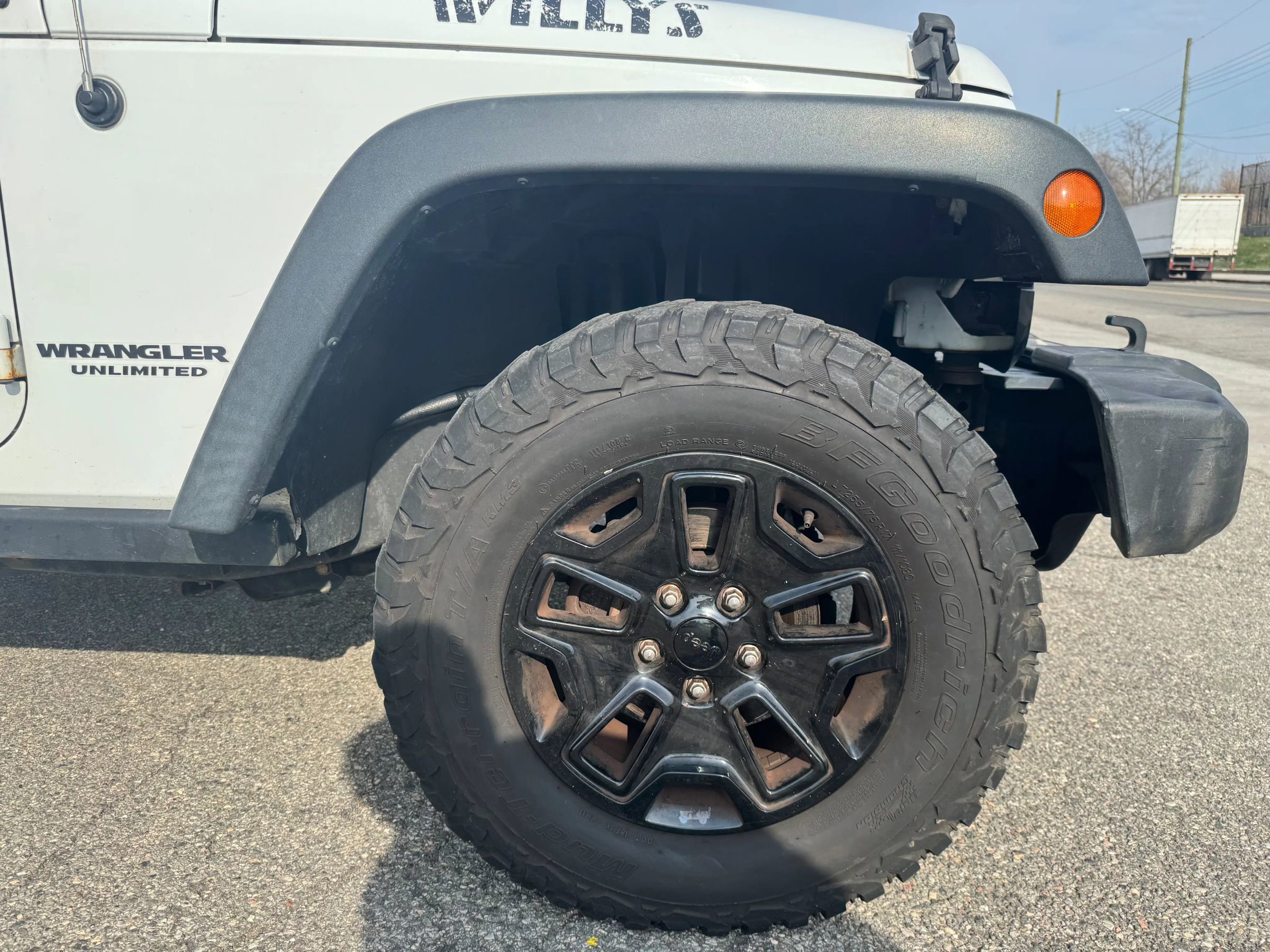 Used 2016 Jeep Wrangler Unlimited Sport image 27