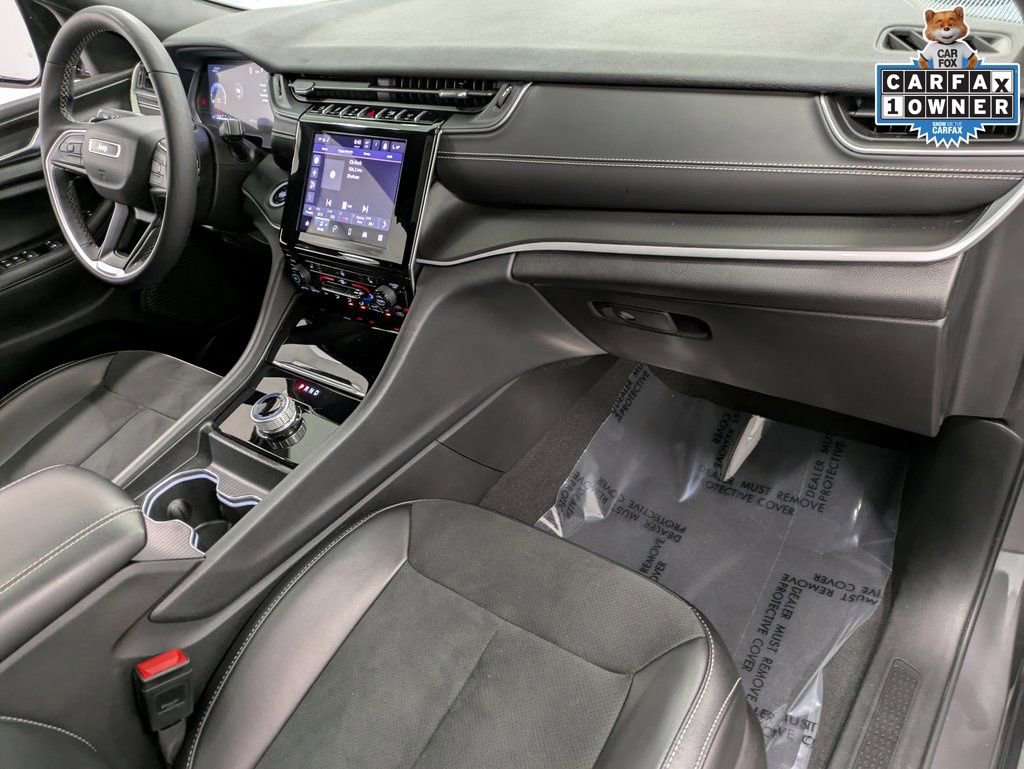 Used 2024 Jeep Grand Cherokee Altitude image 30