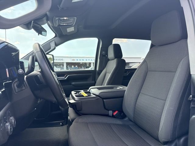 Used 2025 Chevrolet Silverado 2500 LT w/ Convenience Package image 11