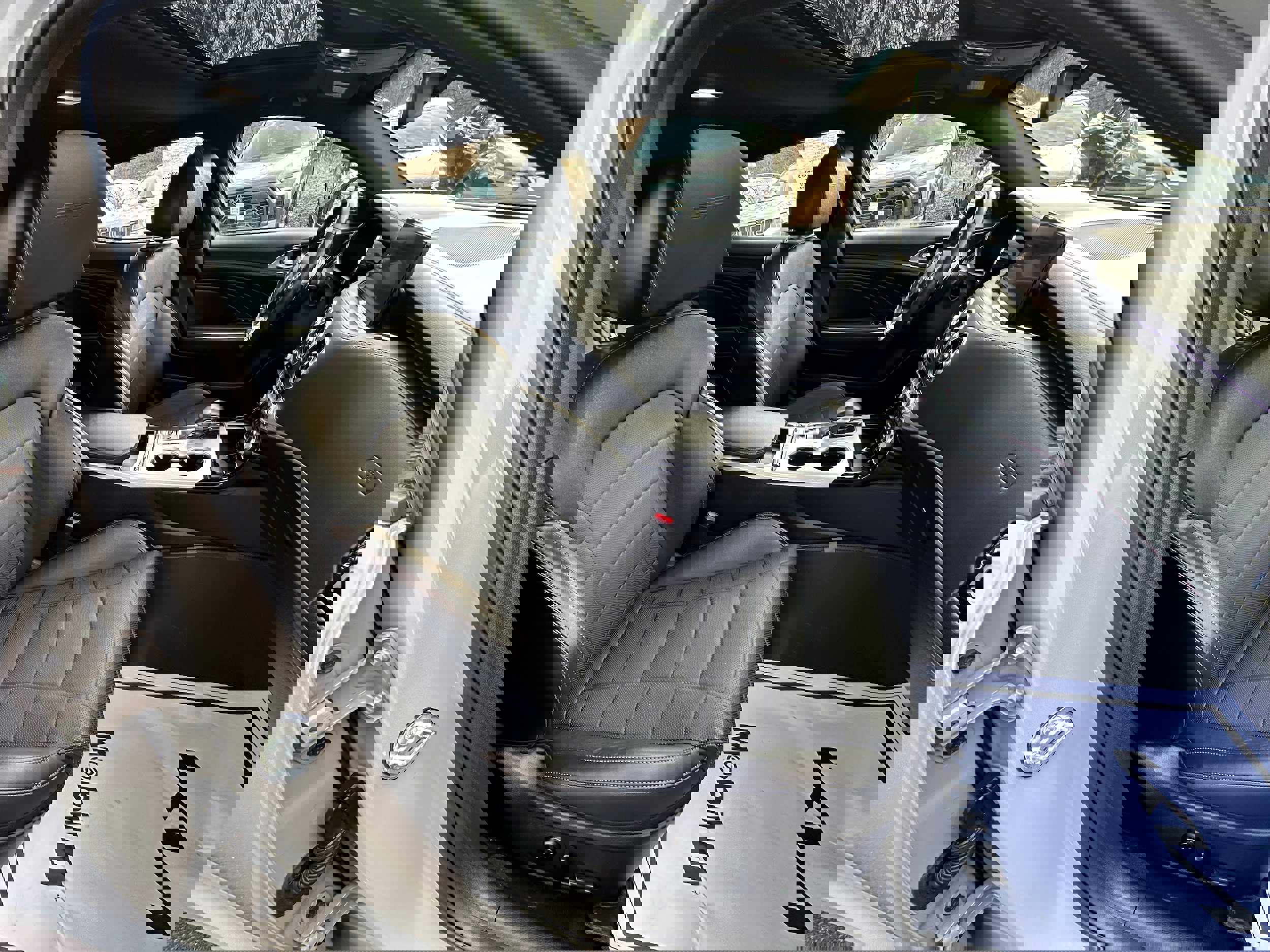 Used 2023 Kia Stinger GT2 image 24