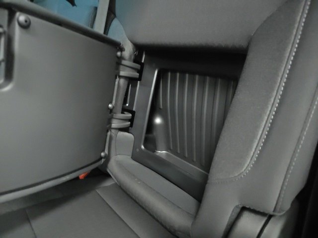 Used 2024 GMC Sierra 1500 Elevation image 11