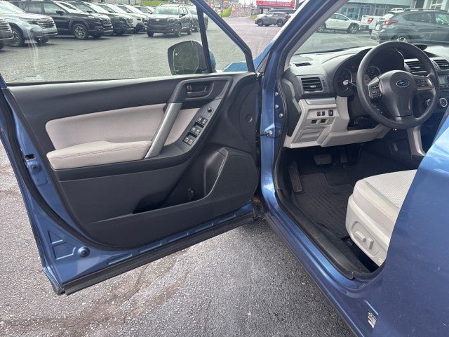 Used 2015 Subaru Forester 2.5i Premium w/ Popular Package #1 AWD/4WD image 9