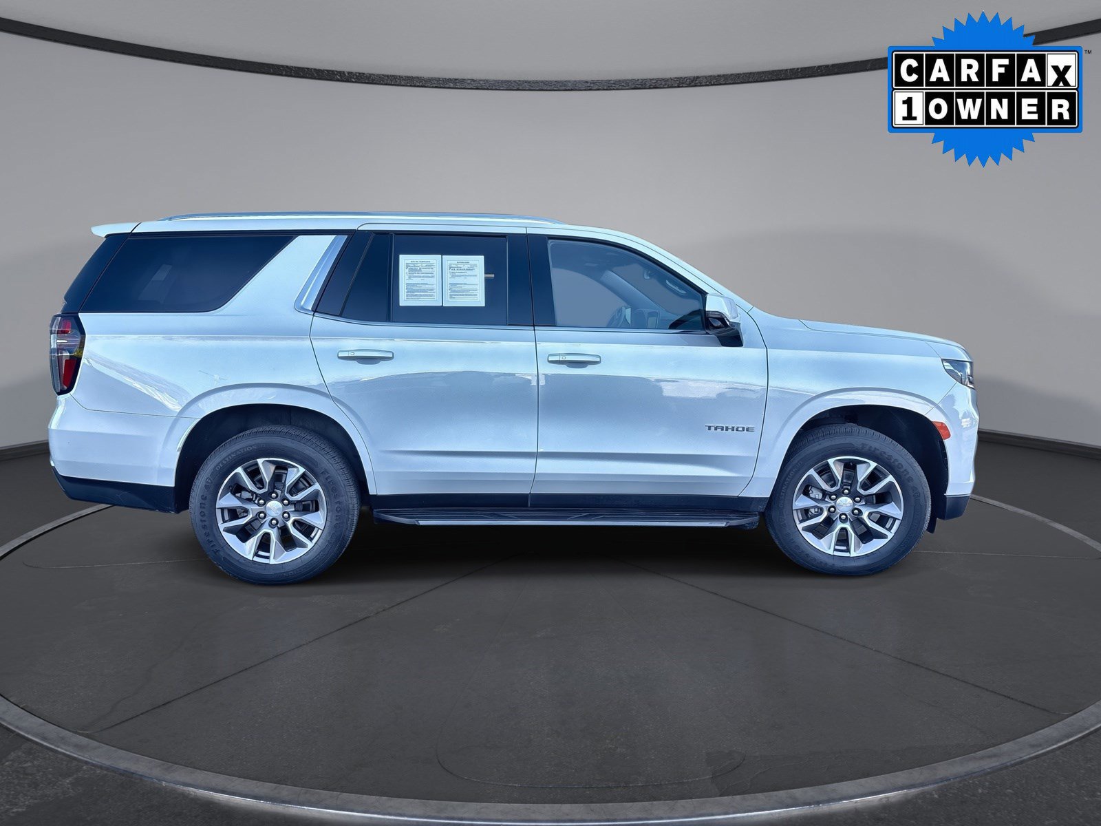 Used 2022 Chevrolet Tahoe LT w/ Luxury Package image 9