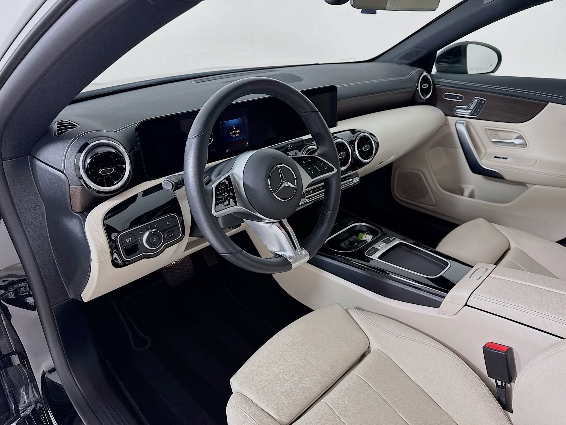 Certified 2026 Mercedes-Benz CLA 250 image 10