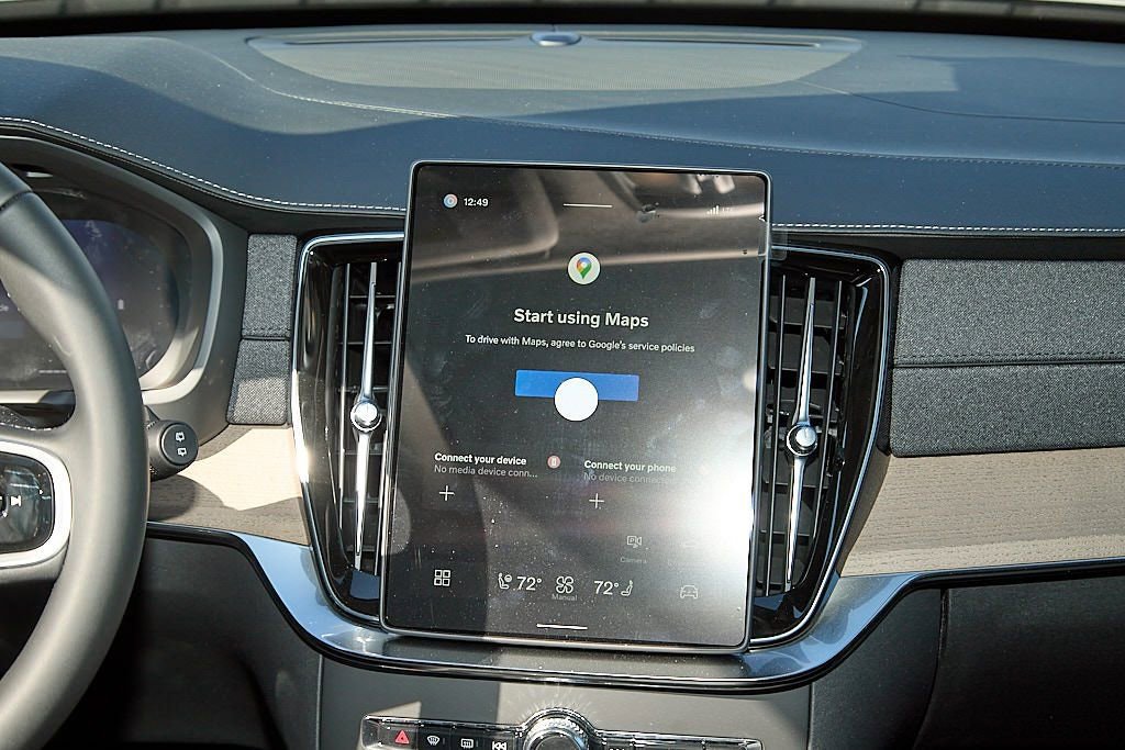 New 2026 Volvo XC90 B6 Plus w/ Protection Package image 28