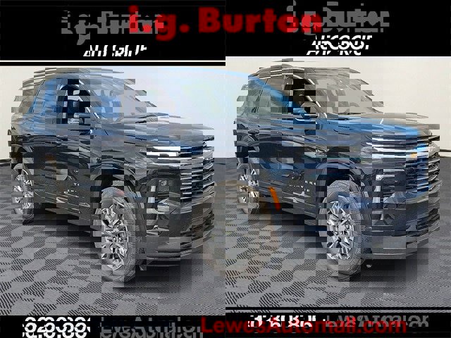 New 2025 Chevrolet Traverse LT w/ Driver Confidence Package