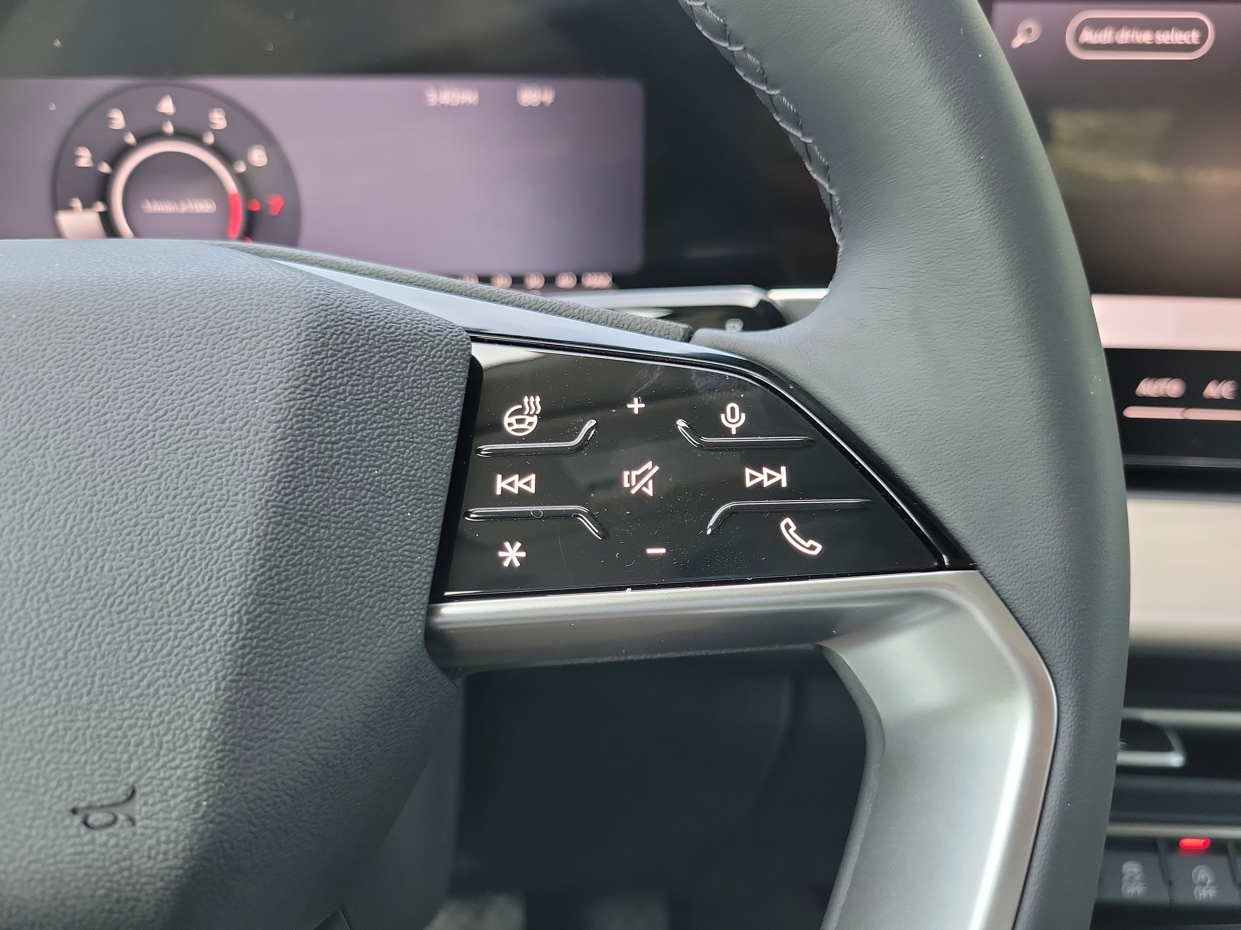 New 2026 Audi Q3 quattro 2.0T AWD/4WD image 30
