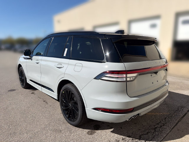 New 2027 Lincoln Aviator Reserve AWD/4WD image 9