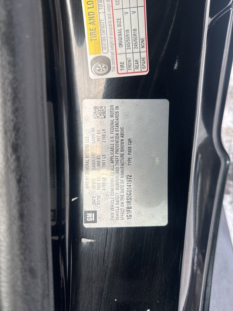 Used 2016 Chevrolet Camaro LT image 11