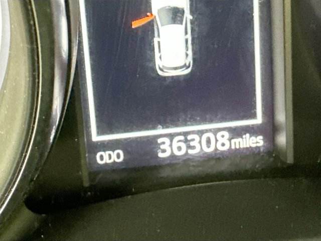 Used 2017 Toyota Corolla iM FWD image 16