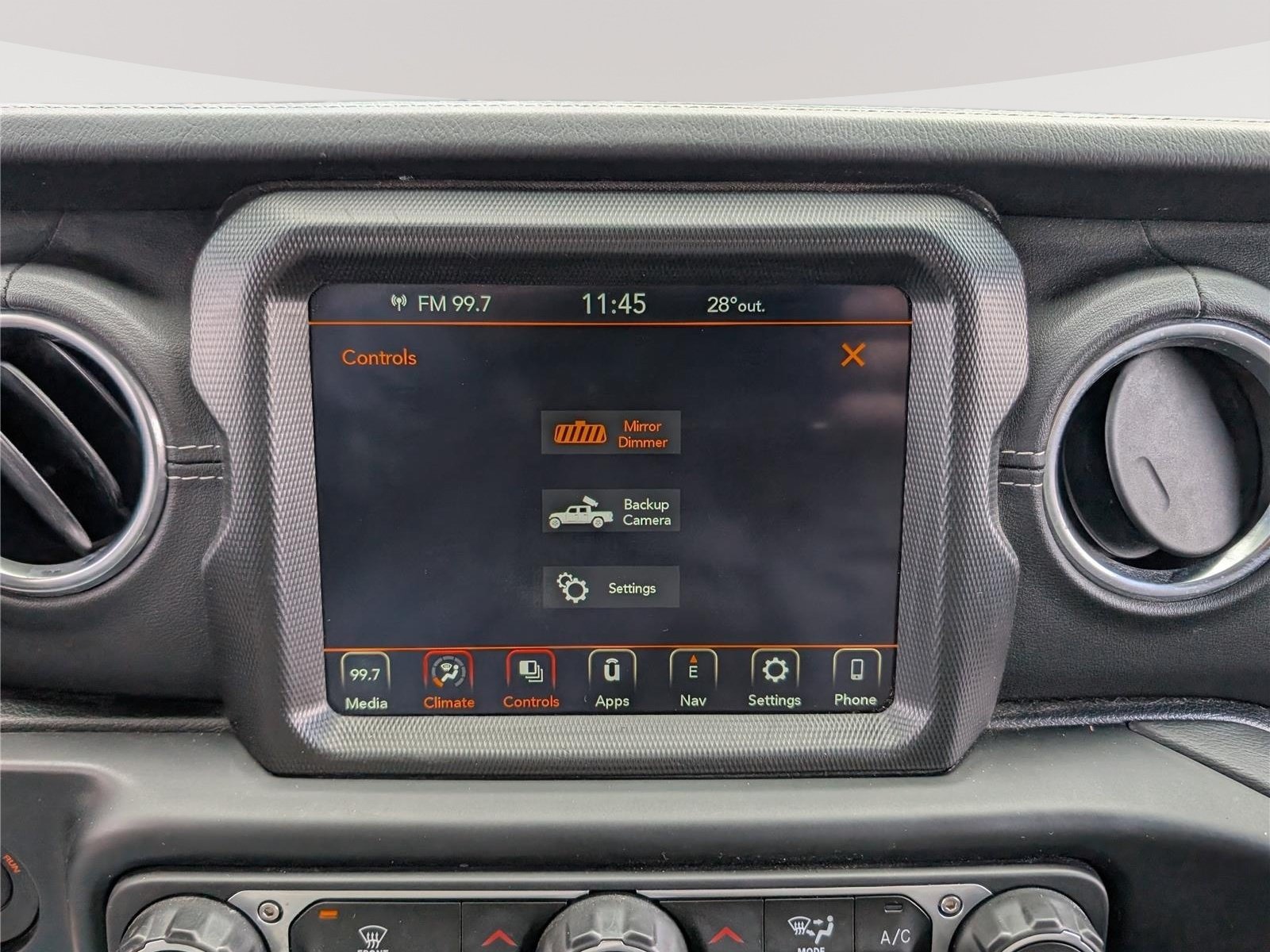 Used 2022 Jeep Gladiator Overland w/ Popular Equipment Package AWD/4WD image 26