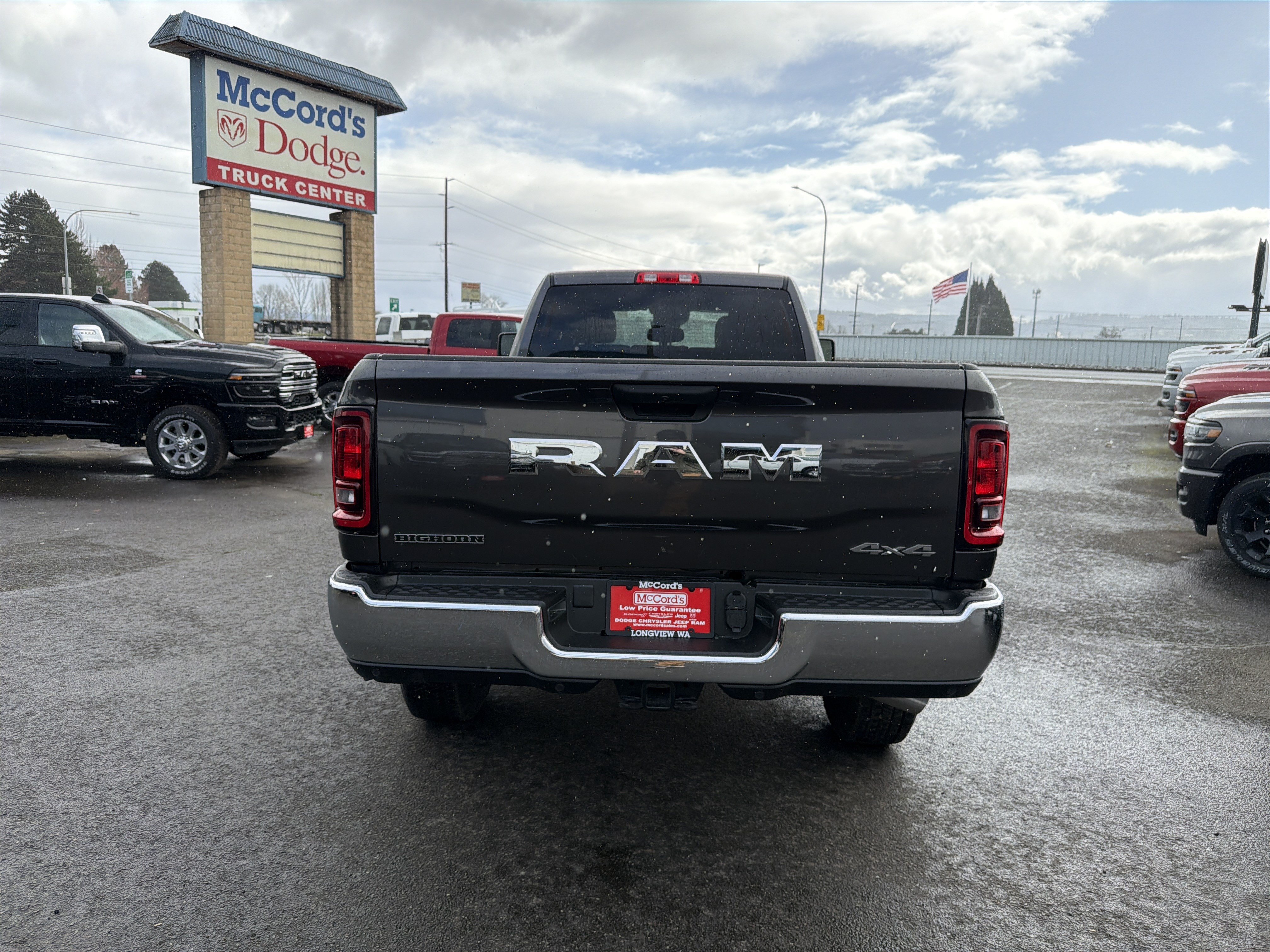 New 2026 RAM 2500 Big Horn AWD/4WD image 4
