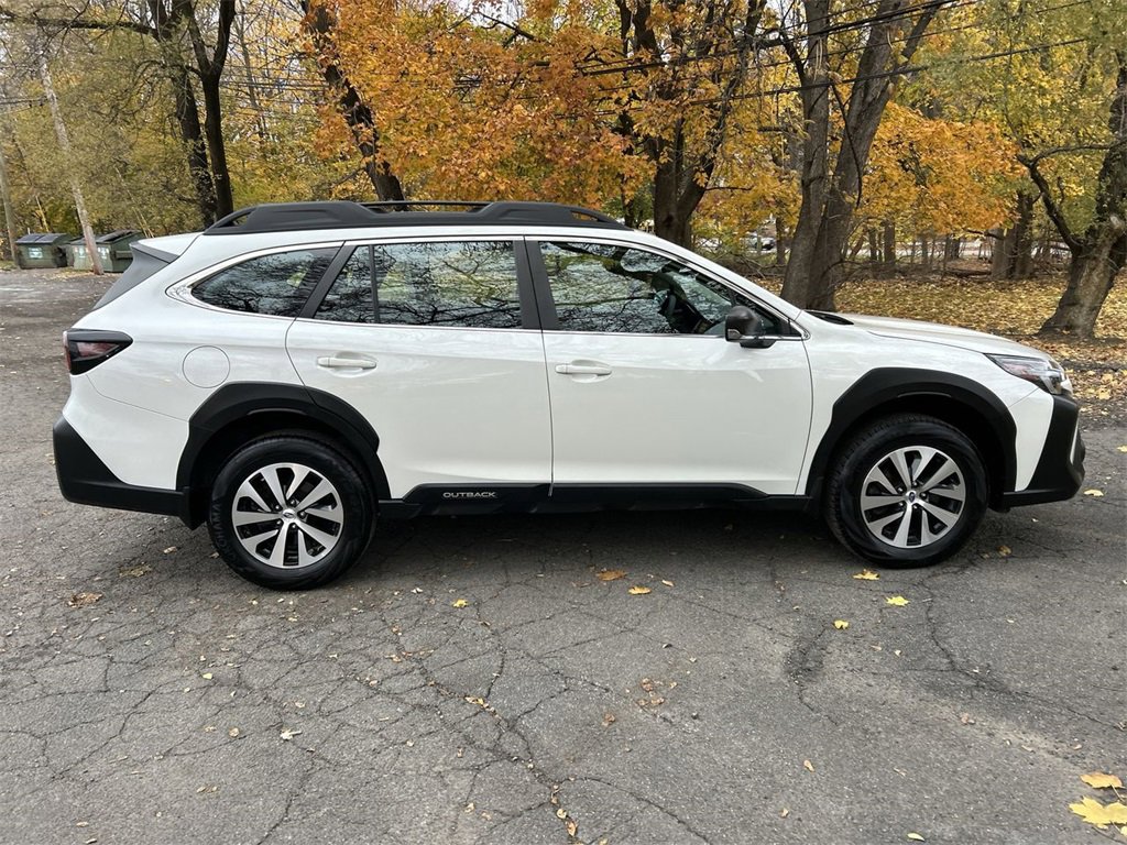 Certified 2023 Subaru Outback 2.5i image 9