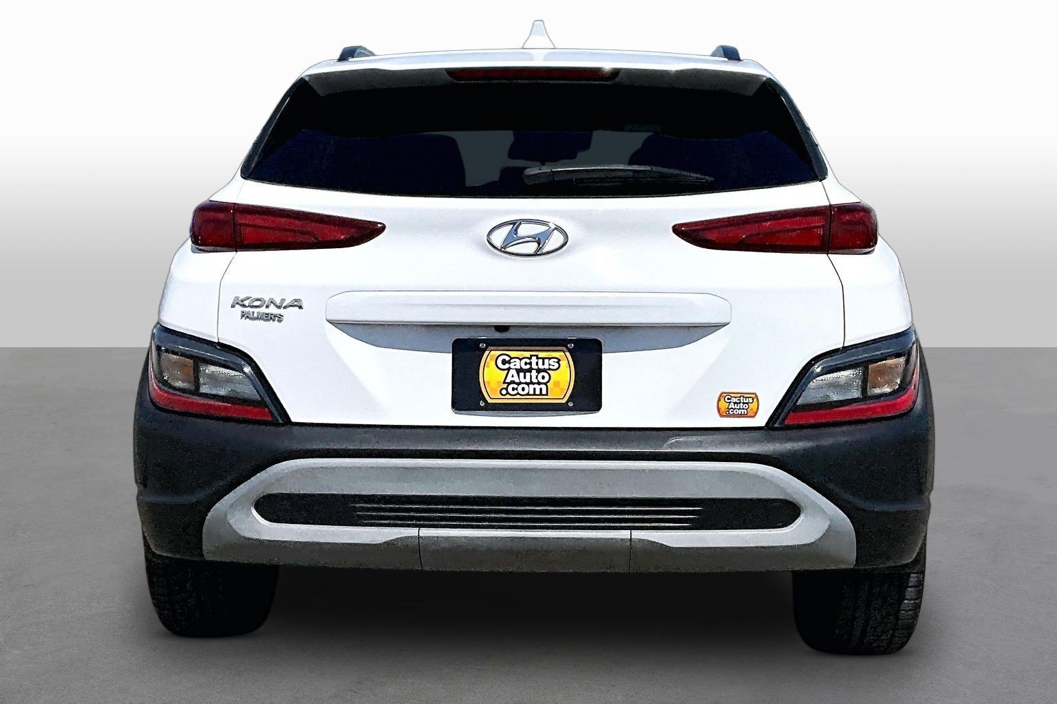 Used 2022 Hyundai Kona SEL w/ Convenience Package FWD image 4