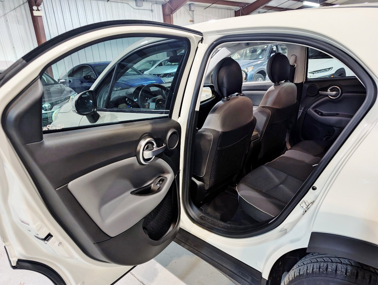 Used 2016 FIAT 500X Easy image 21
