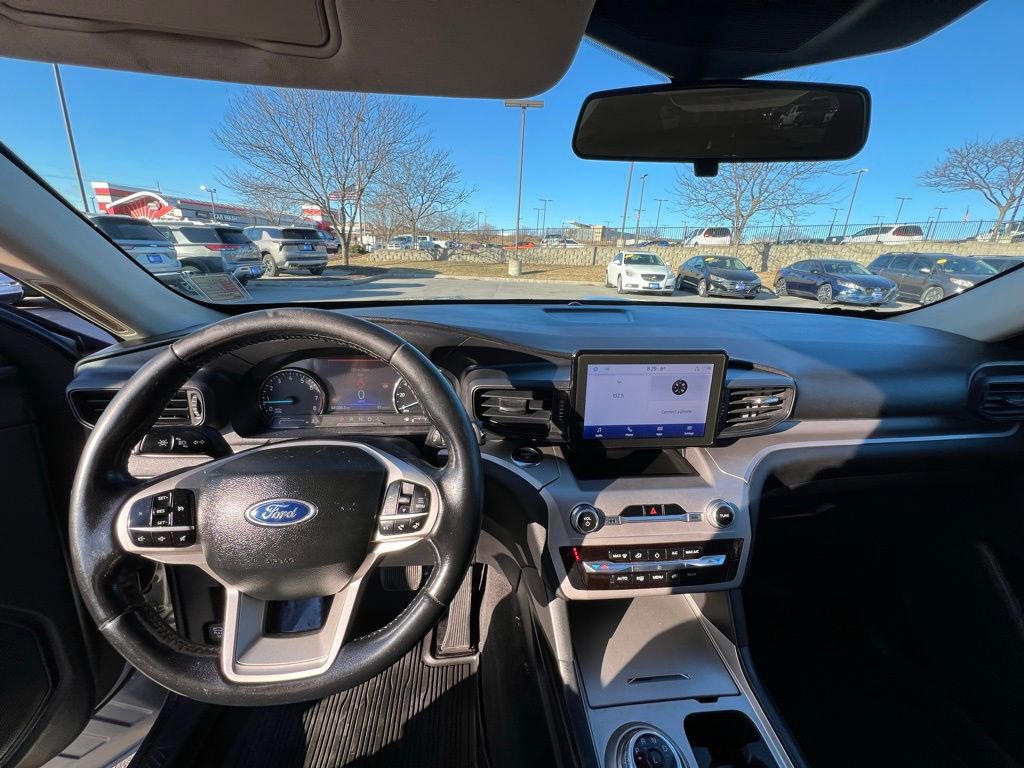 Used 2022 Ford Explorer XLT w/ Class IV Trailer Tow Package image 37