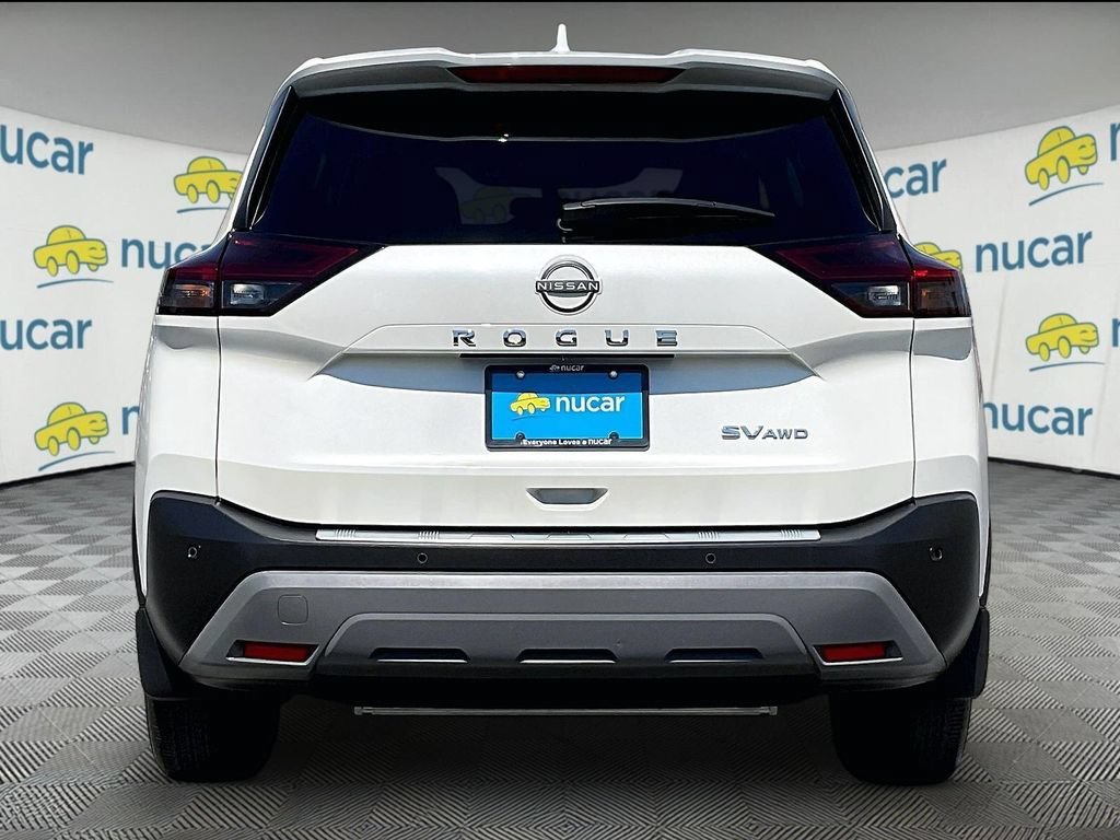Used 2023 Nissan Rogue SV AWD/4WD image 5