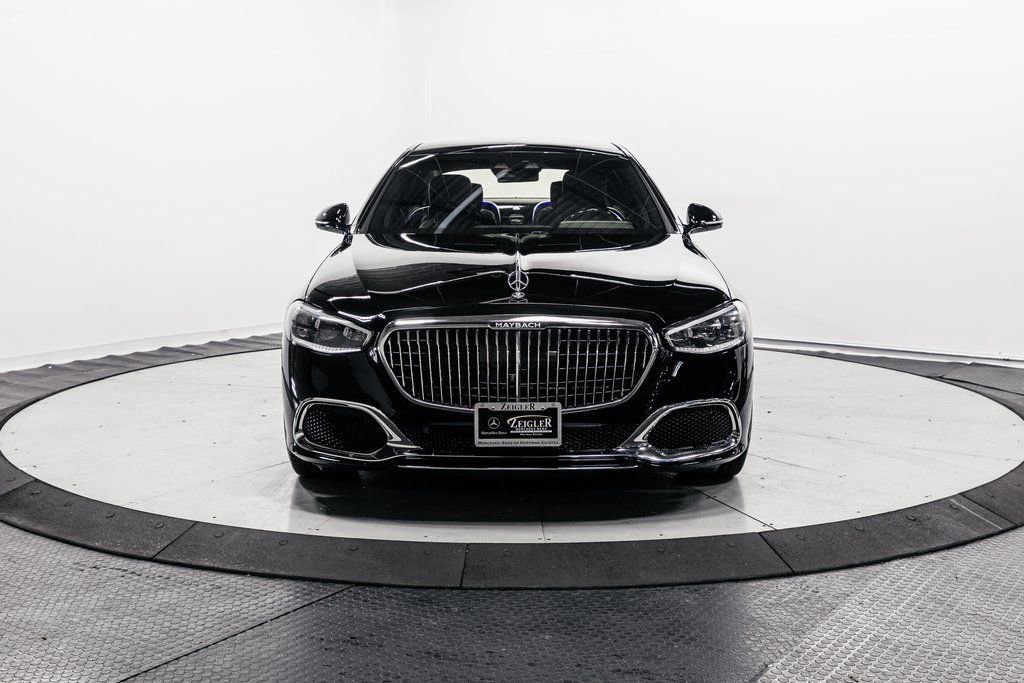 Used 2023 Mercedes-Benz Maybach S 680 4MATIC w/ Manufaktur Leather Package image 2