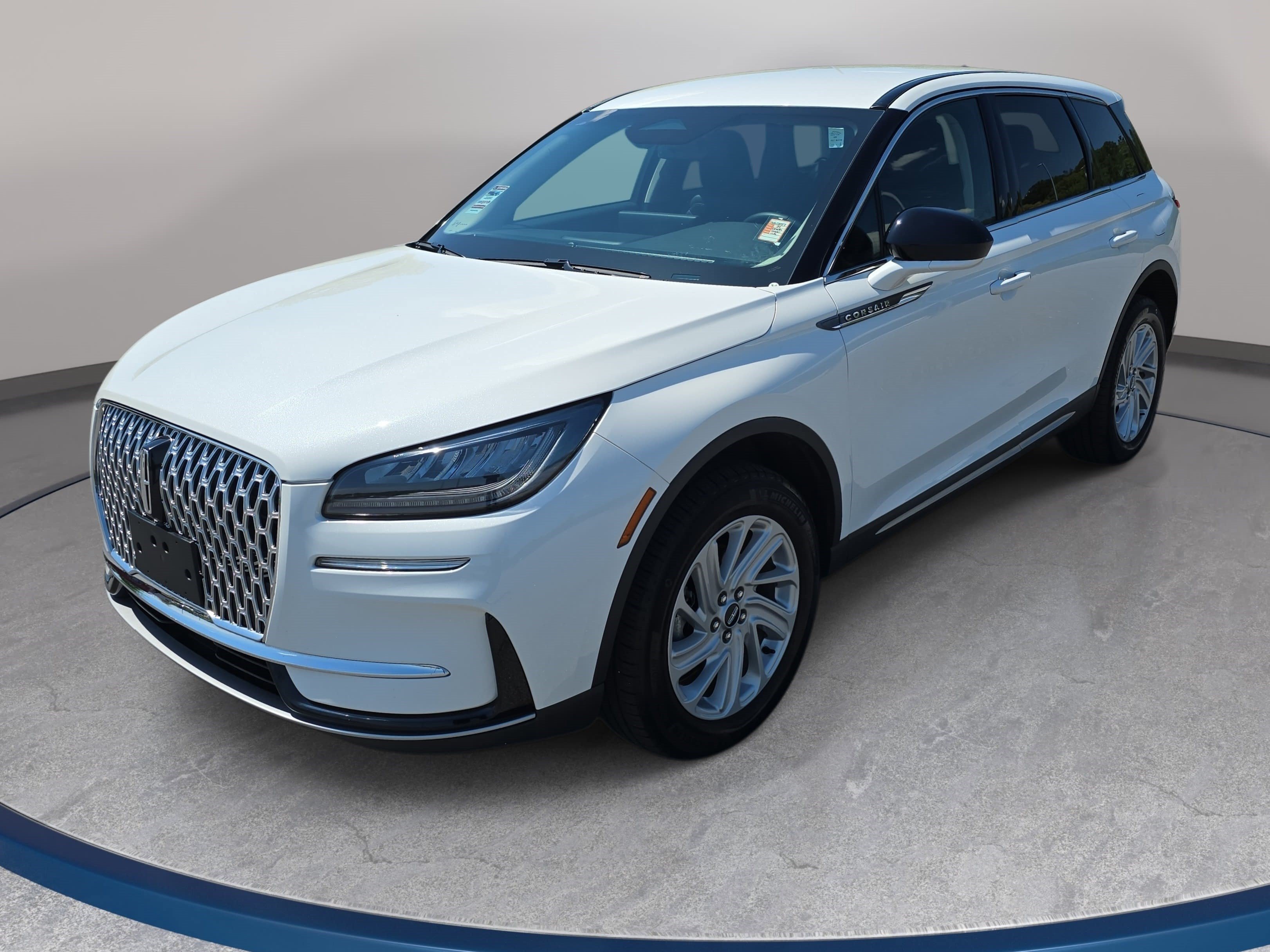 Certified 2024 Lincoln Corsair AWD image 1
