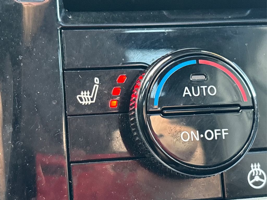 Used 2021 Nissan Rogue SL w/ Premium Package image 33