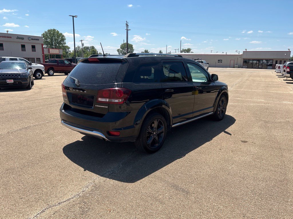 Used 2020 Dodge Journey Crossroad FWD image 5