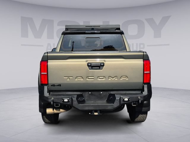 Used 2025 Toyota Tacoma TRD Off-Road w/ TRD Off Road Upgrade Package AWD/4WD image 4