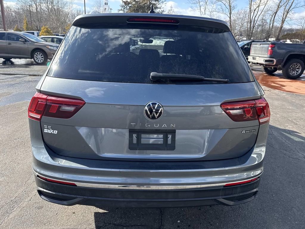 Used 2022 Volkswagen Tiguan SE image 4