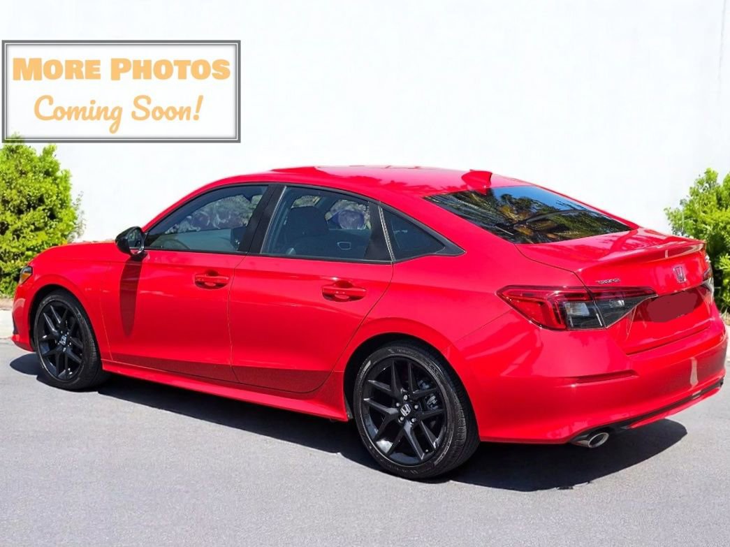 Used 2023 Honda Civic Sport image 3
