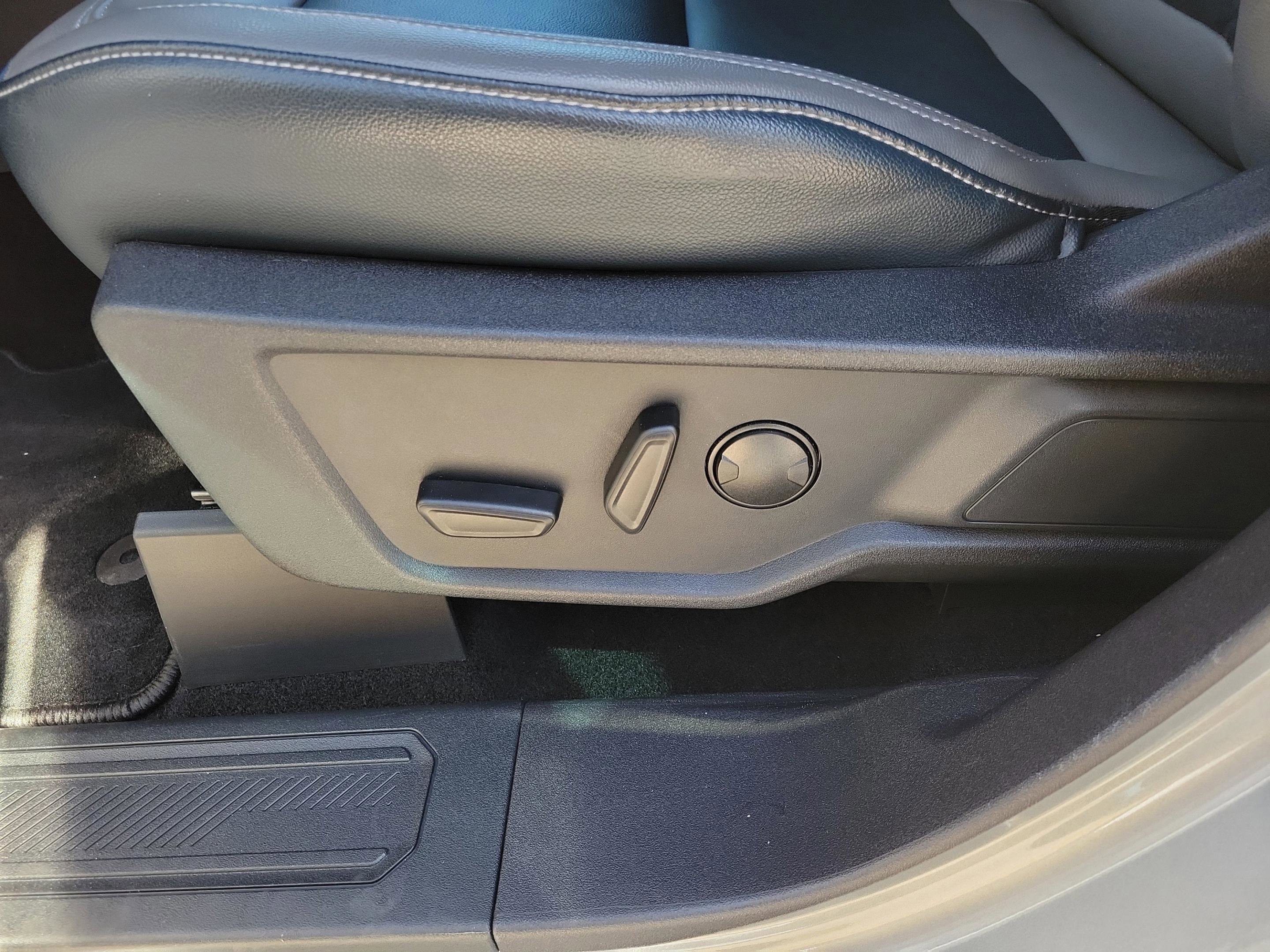 Used 2024 Ford Bronco Outer Banks image 10