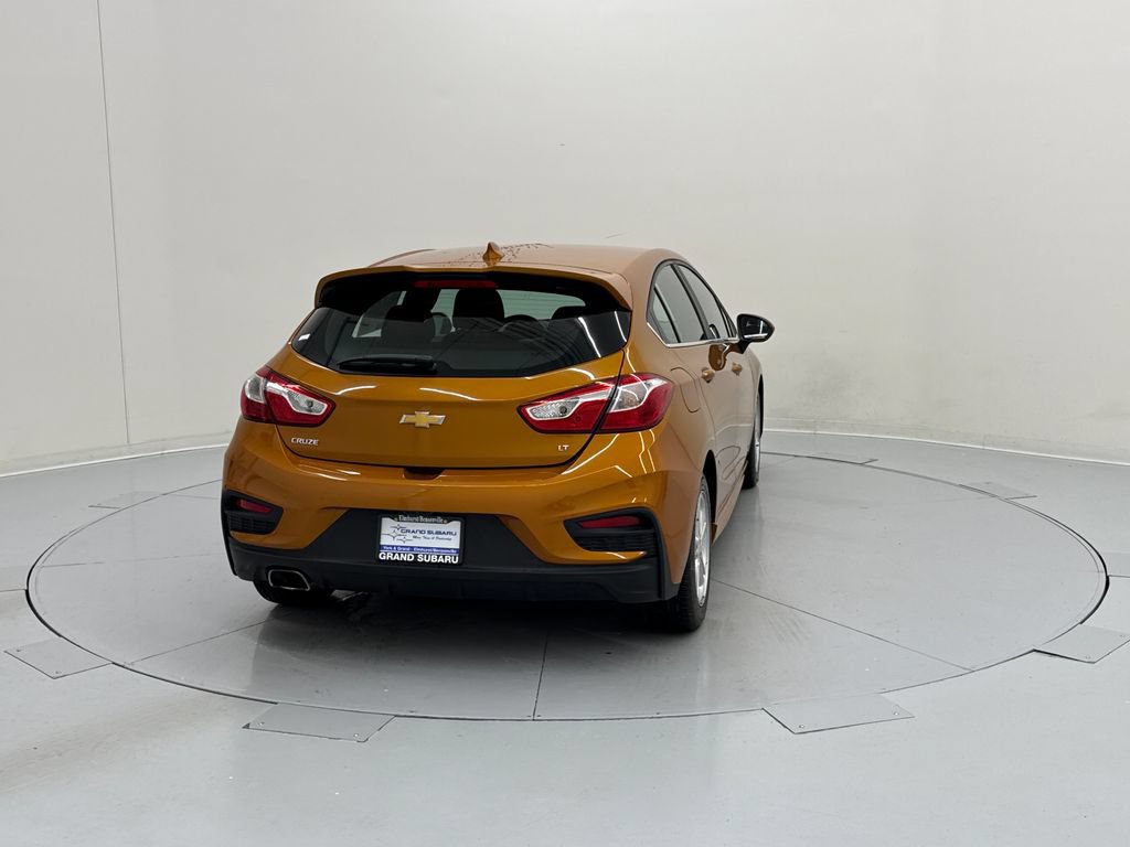 Used 2017 Chevrolet Cruze LT w/ Convenience Package FWD image 5