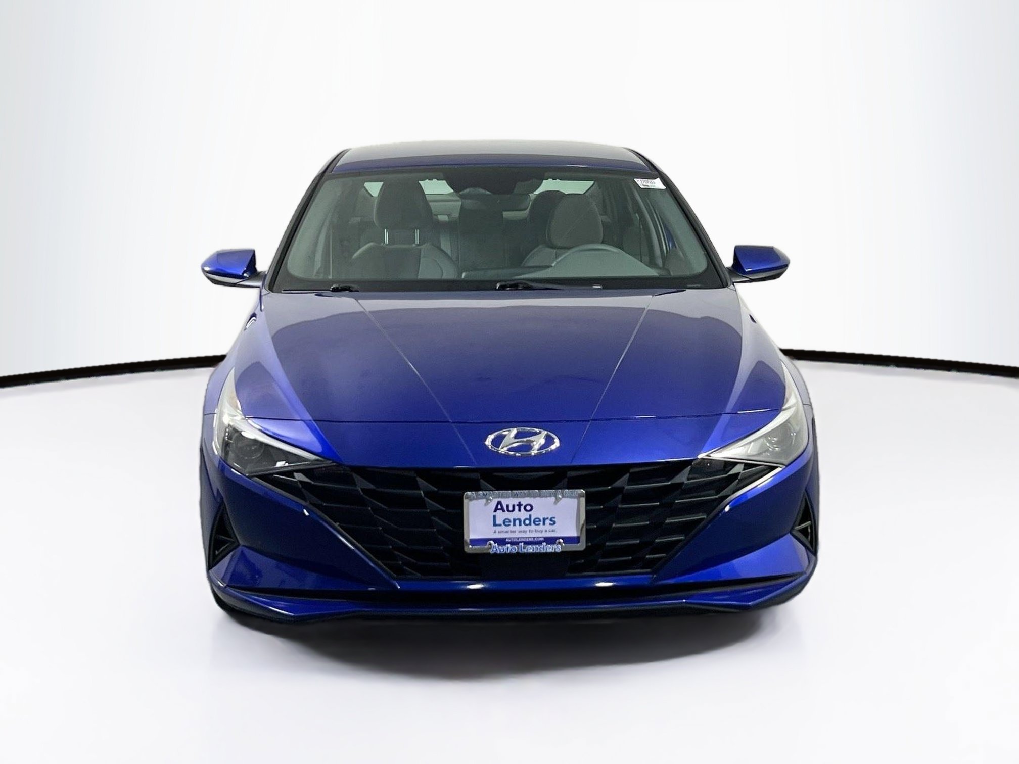 Used 2023 Hyundai Elantra SEL w/ Convenience Package FWD image 2