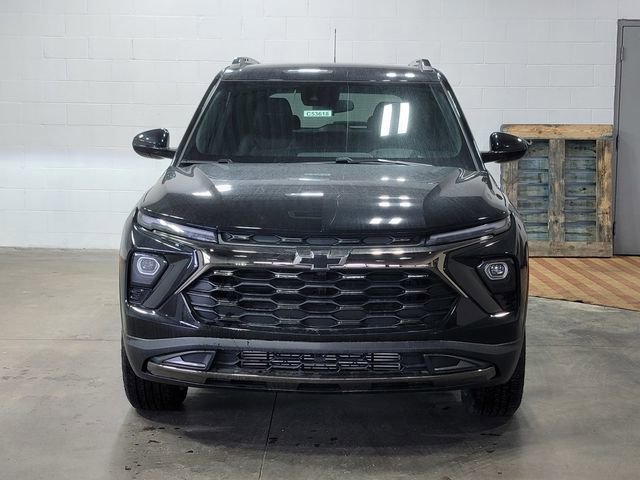 New 2026 Chevrolet TrailBlazer ACTIV w/ Driver Confidence Package AWD/4WD image 3
