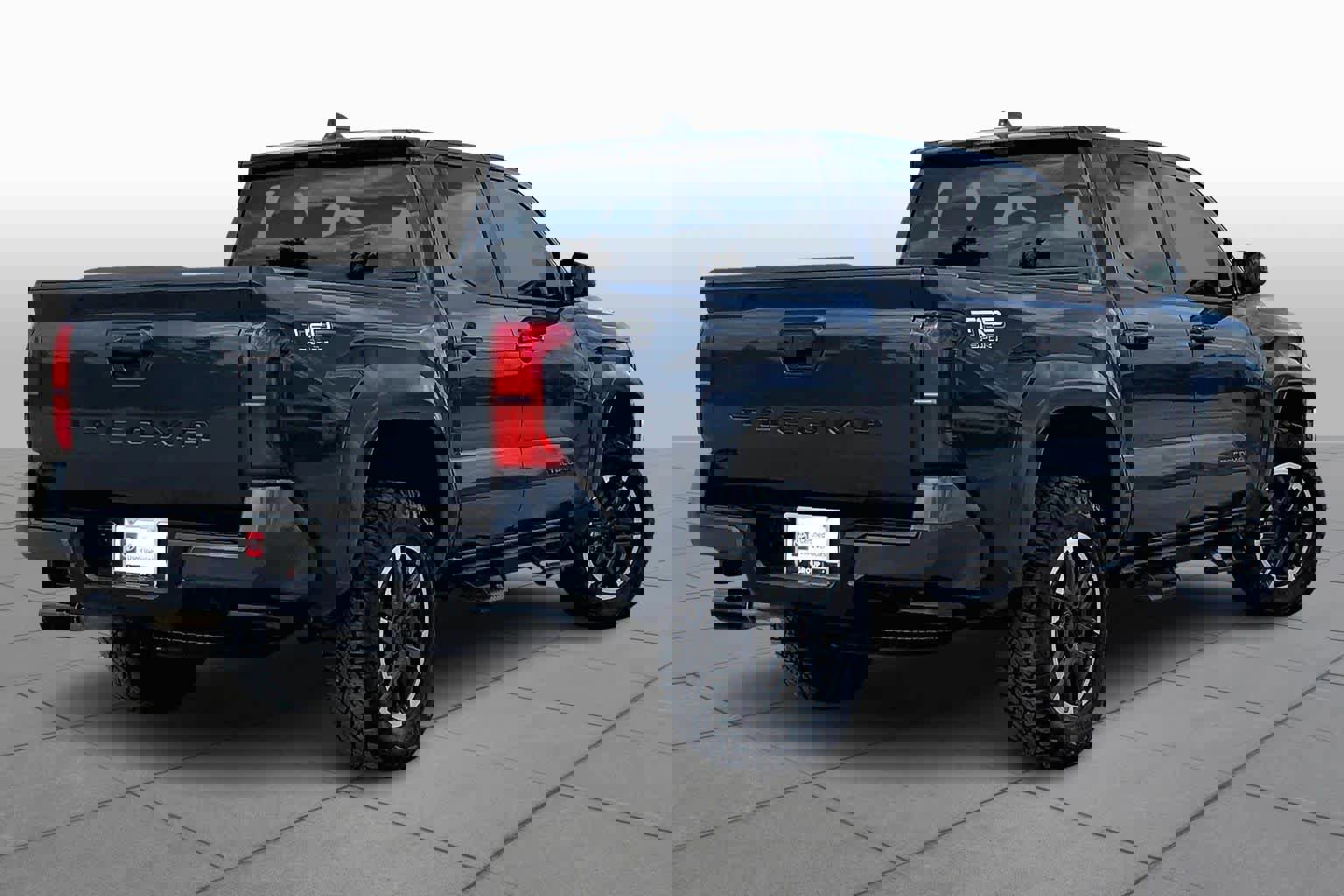 Used 2025 Toyota Tacoma TRD Sport image 13