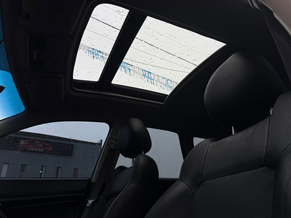 Used 2005 Subaru Outback 2.5XT Limited image 15