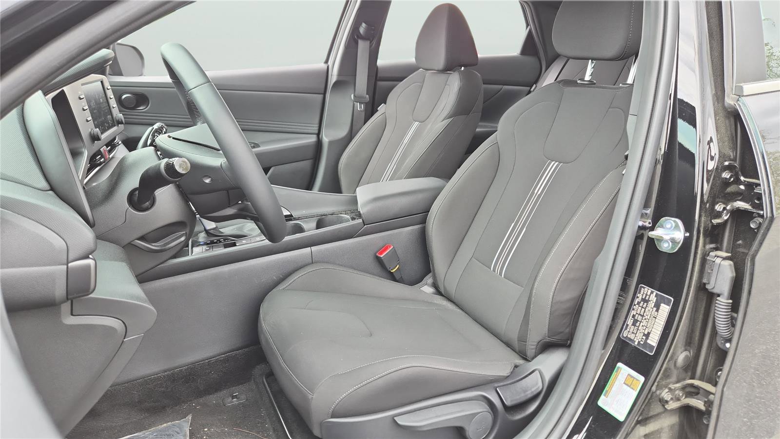 Used 2026 Hyundai Elantra SEL Sport Premium FWD image 10