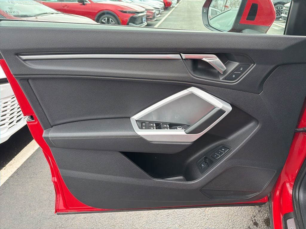Used 2022 Audi Q3 2.0T Premium Plus image 21