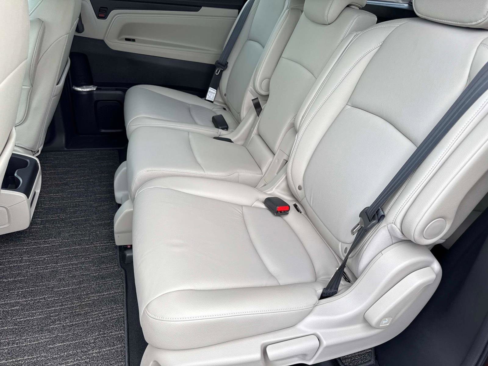 Certified 2025 Honda Odyssey EX-L image 15