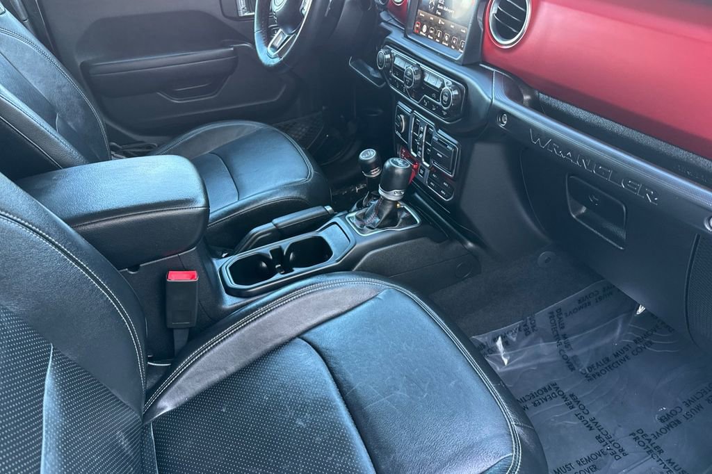 Used 2018 Jeep Wrangler Unlimited Rubicon image 18
