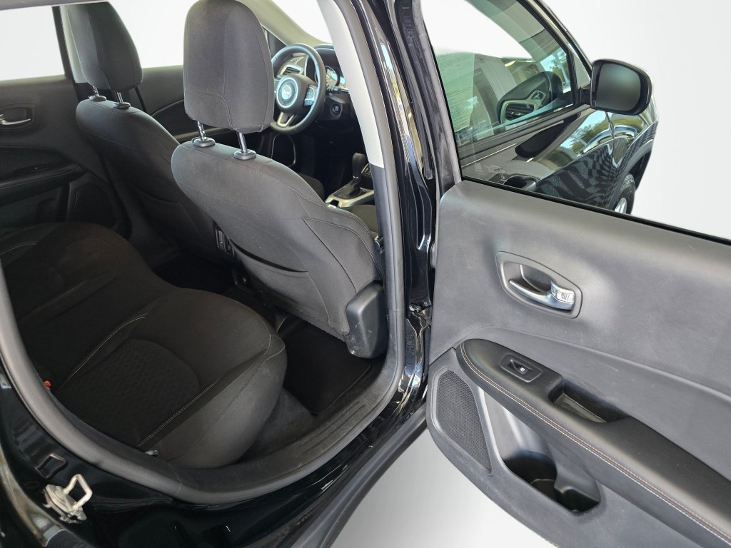 Used 2020 Jeep Compass Sport FWD image 70