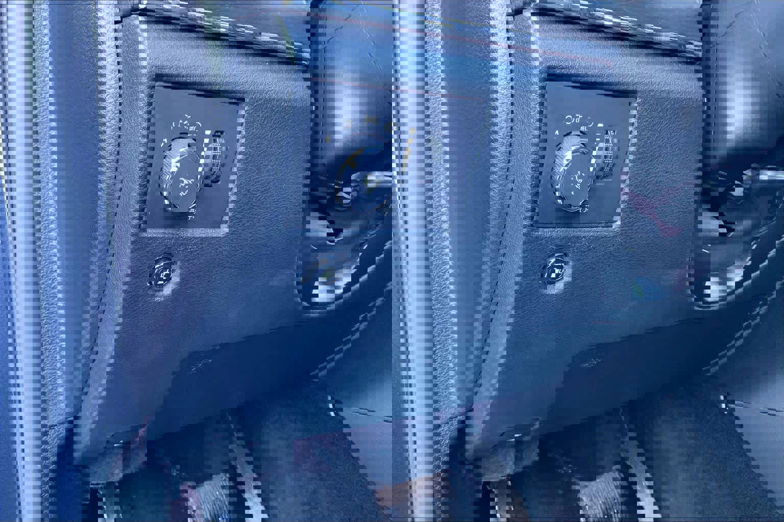 Used 2016 Jeep Grand Cherokee Limited image 37