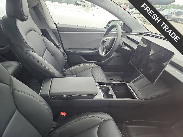 Used 2024 Tesla Model 3 Standard Range RWD image 4