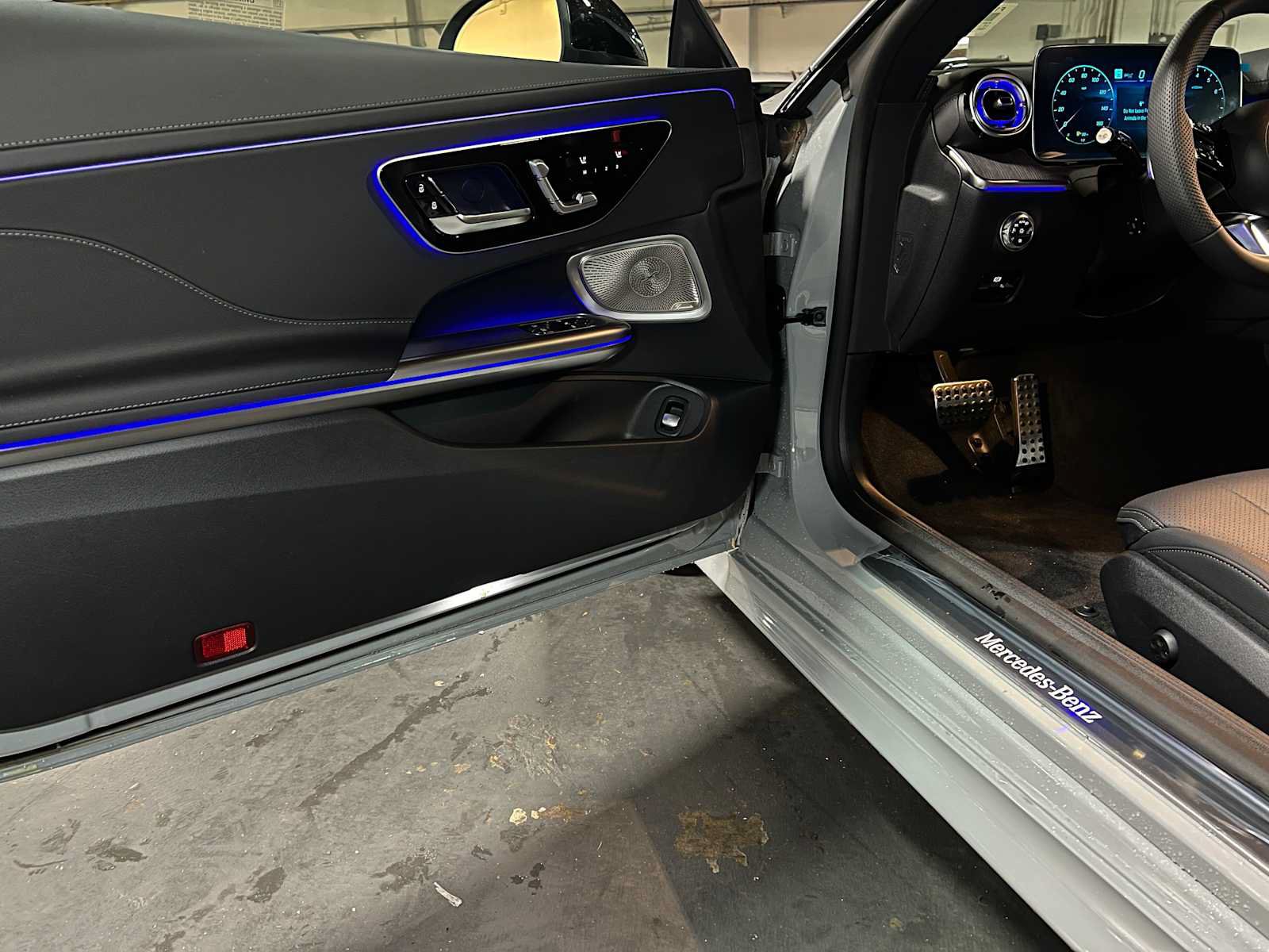 New 2026 Mercedes-Benz CLE 300 4MATIC Coupe image 19