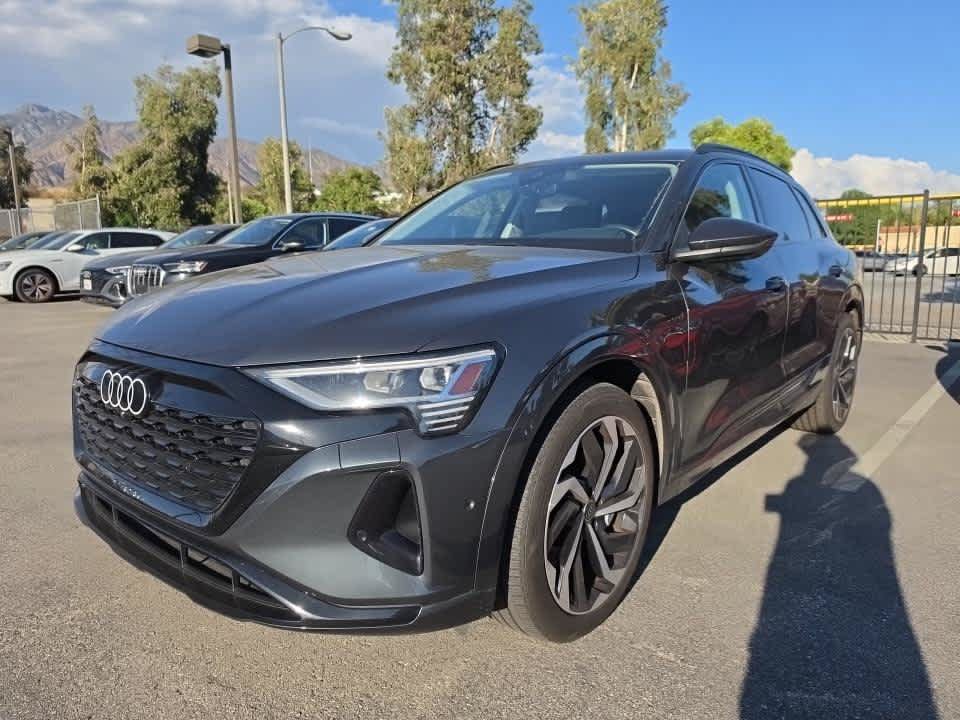 Used 2024 Audi Q8 e-tron Premium Plus w/ Premium Plus Package AWD/4WD image 19