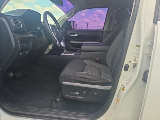 Used 2019 Toyota Tundra SR5 AWD/4WD image 4