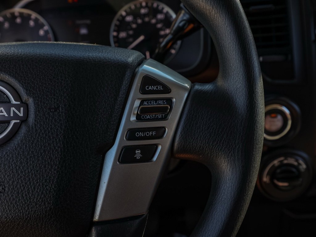 Used 2023 Nissan Titan SV image 26